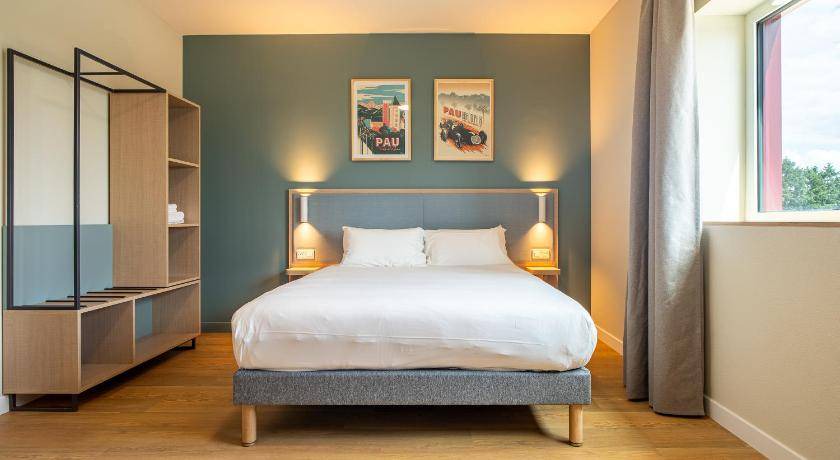Photo of Bedroom in Limoges