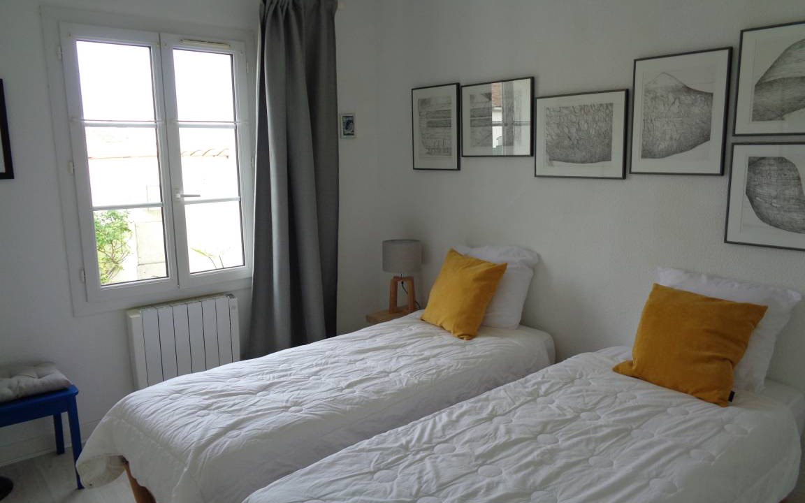 Photo of Bedroom in Saint-Clement-des-Baleines