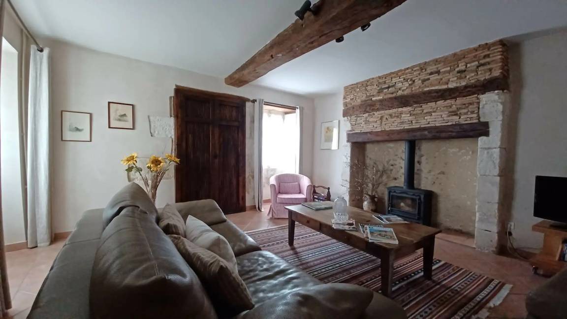 Photo of Livingroom in Saint-Leon-sur-l'Isle