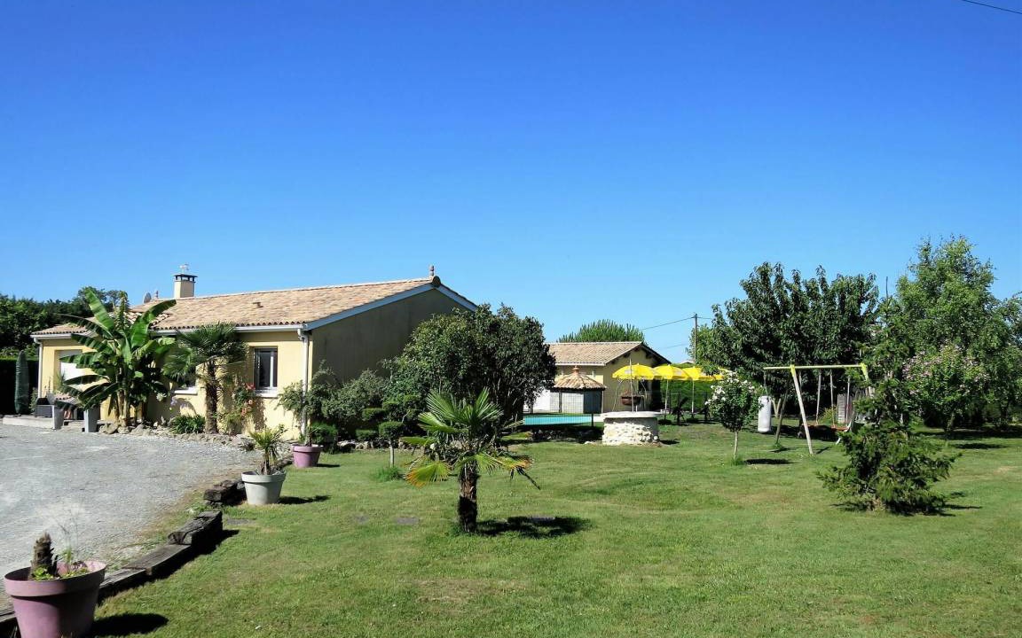 Photo of Others in Civrac-en-Medoc
