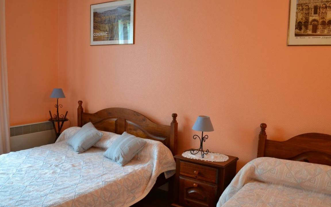 Photo of Bedroom in Vouthon