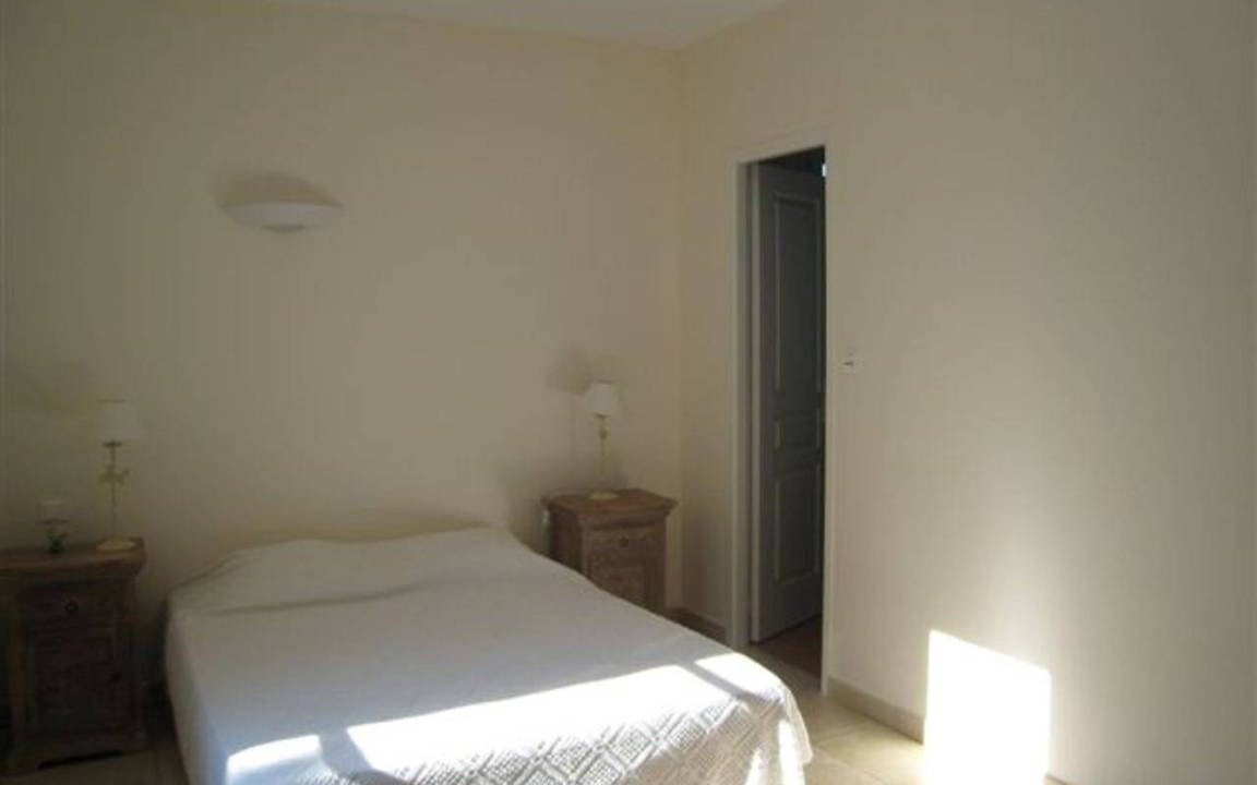 Photo of Bedroom in Domino