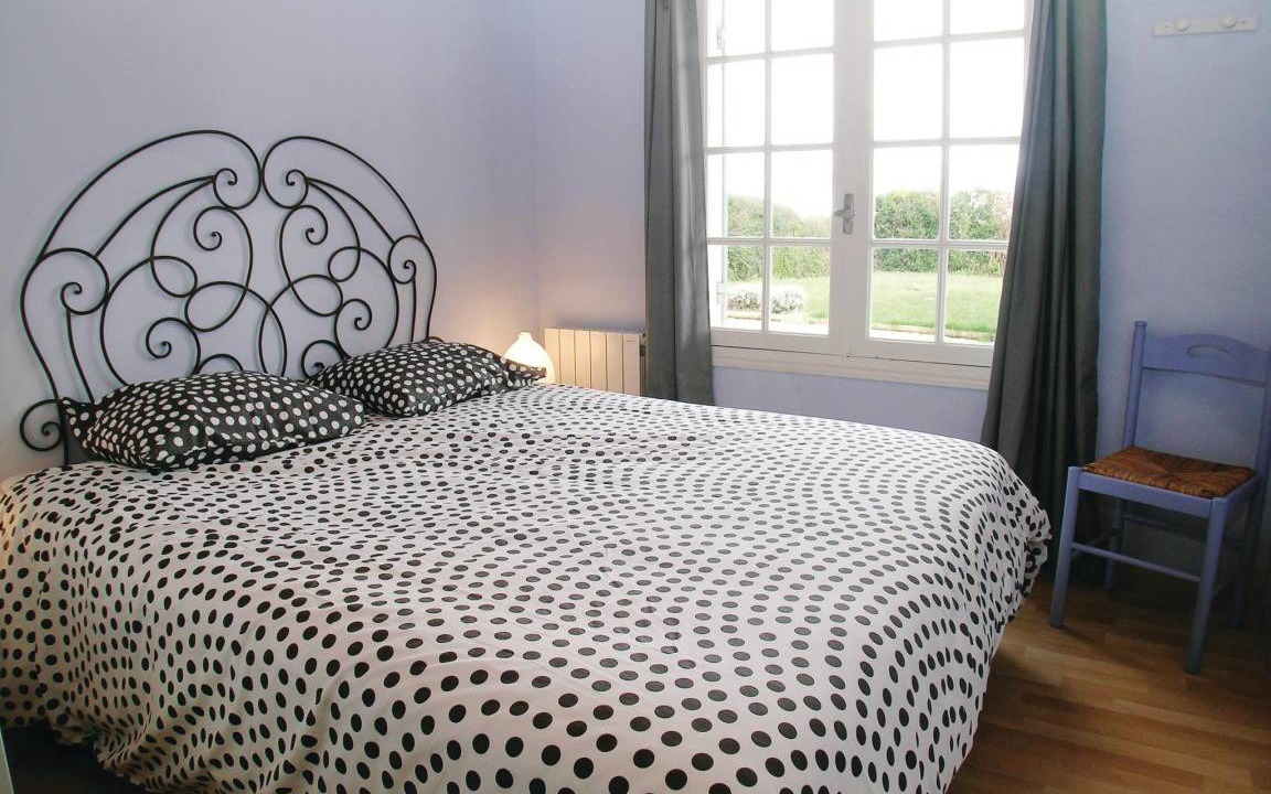Photo of Bedroom in Saint-Fort-sur-Gironde