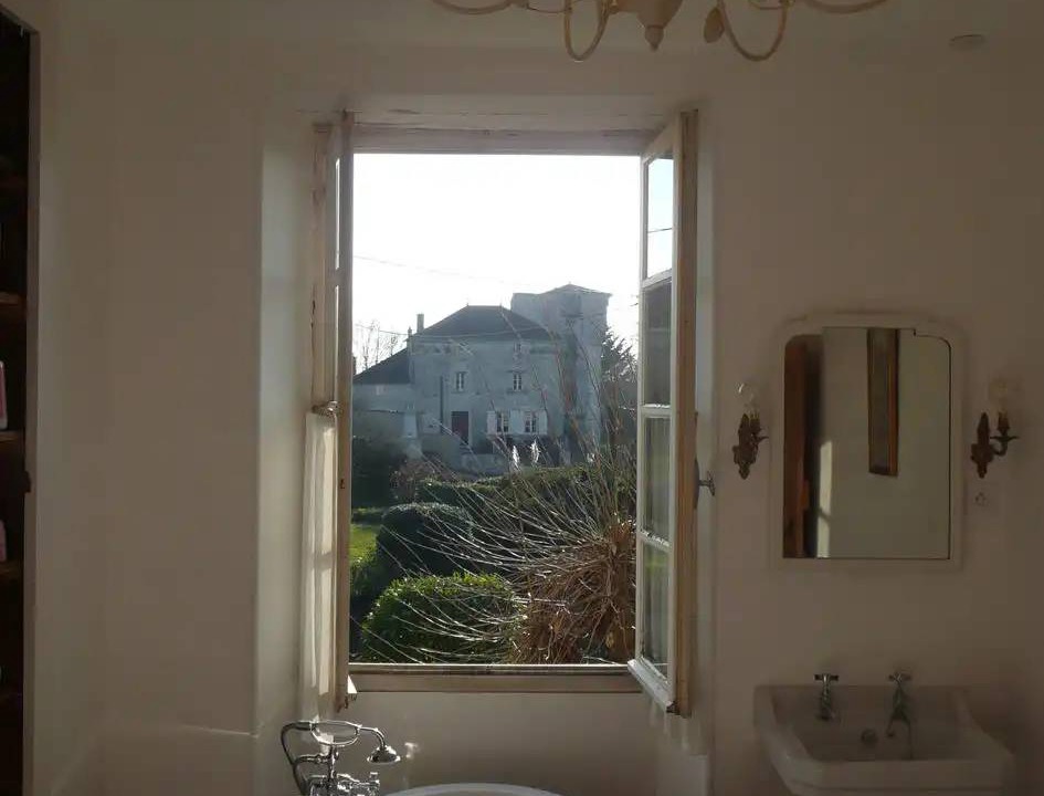 Photo of Others in Alloinay