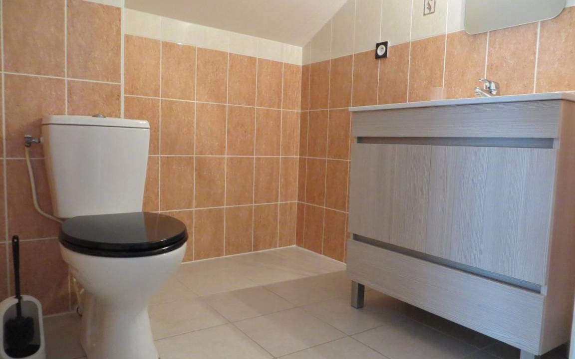 Photo of Bathroom in Asnieres-sur-Nouere