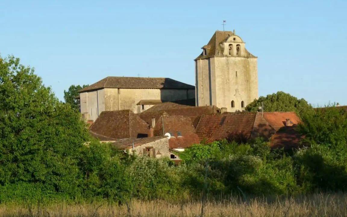 Photo of Others in Tremolat