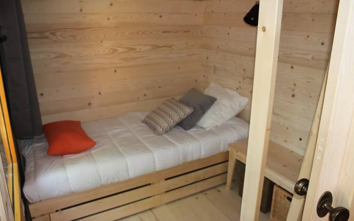 Photo of Bedroom in Salles-en-Toulon