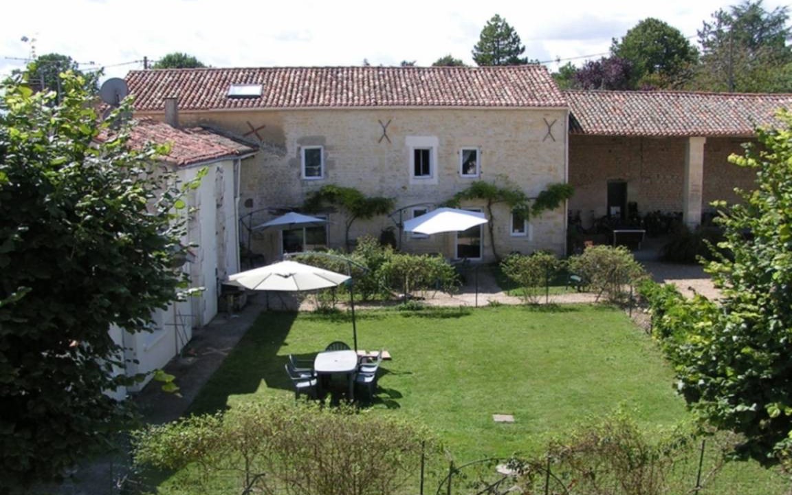 Photo of Others in Duil-sur-le-Mignon