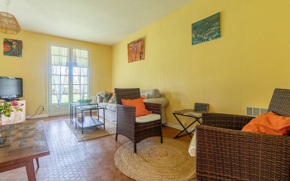 Photo of Livingroom in Saint-Laurent-de-Medoc