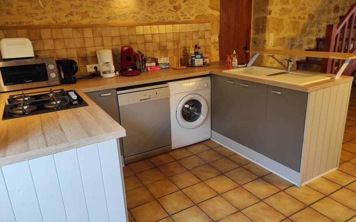Photo of Kitchen in Saint-Andre-dAllas