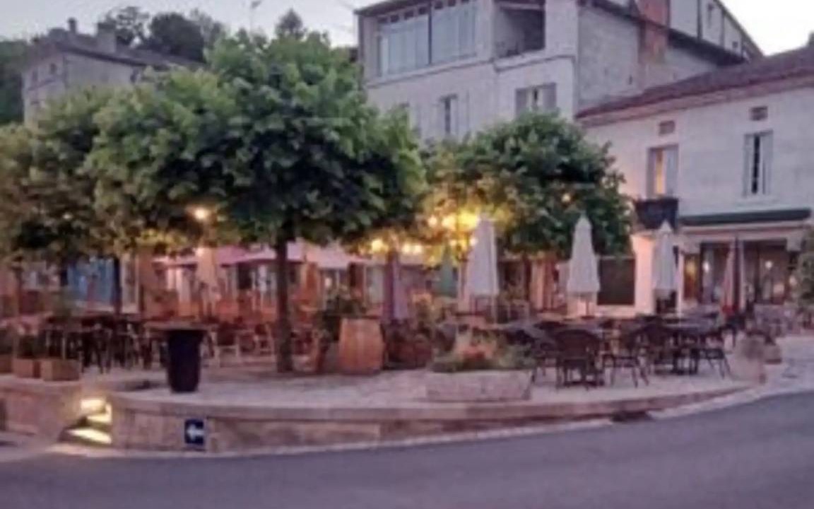 Photo of Others in Montmoreau-Saint-Cybard
