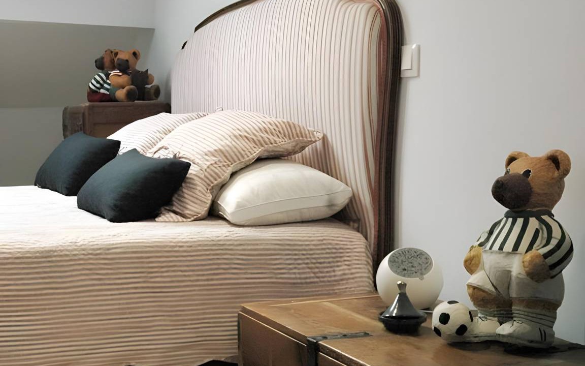 Photo of Bedroom in Dun-le-Palestel
