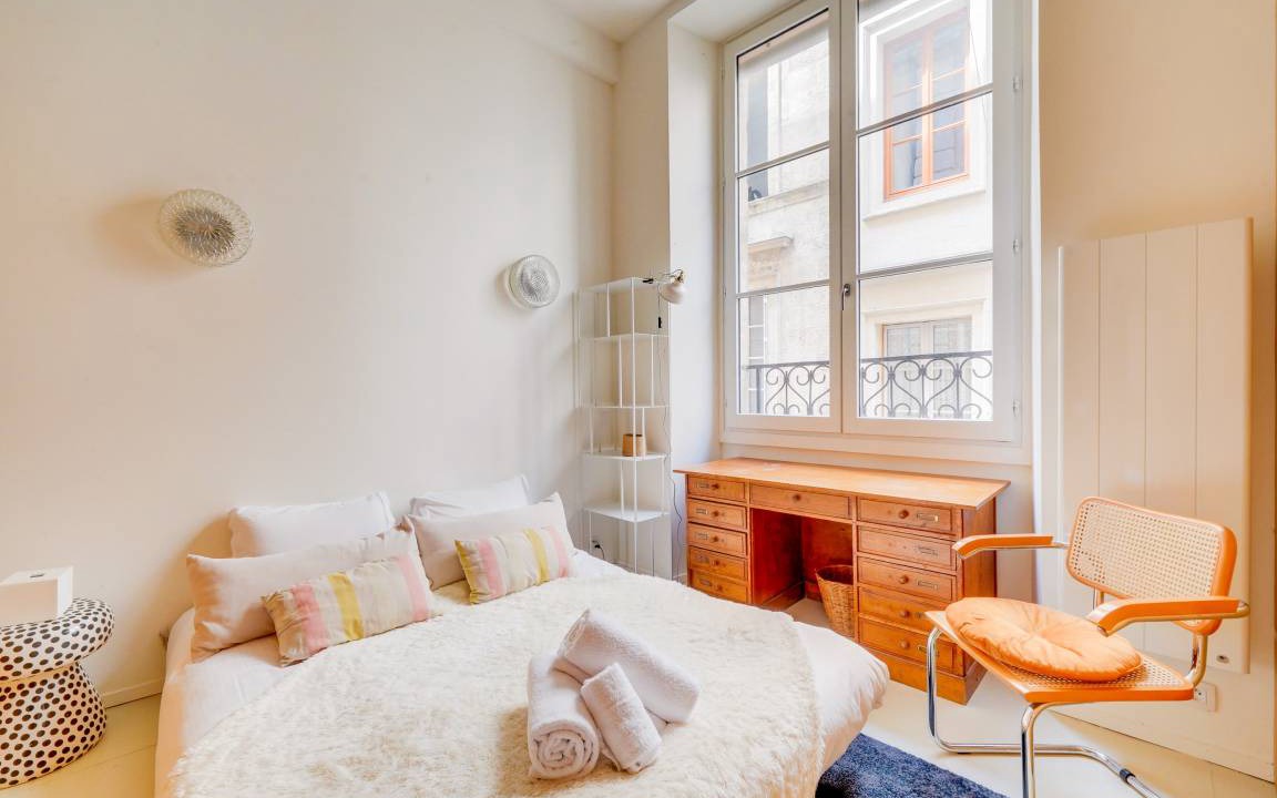 Photo of Bedroom in Hotel de Ville - Quinconces