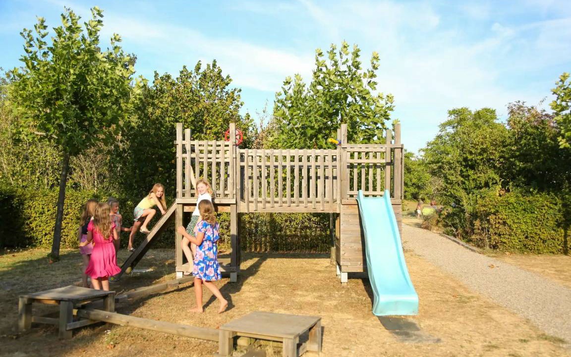 Photo of Others in Jayac