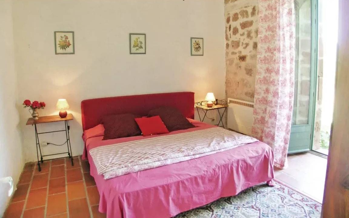 Photo of Bedroom in Villac