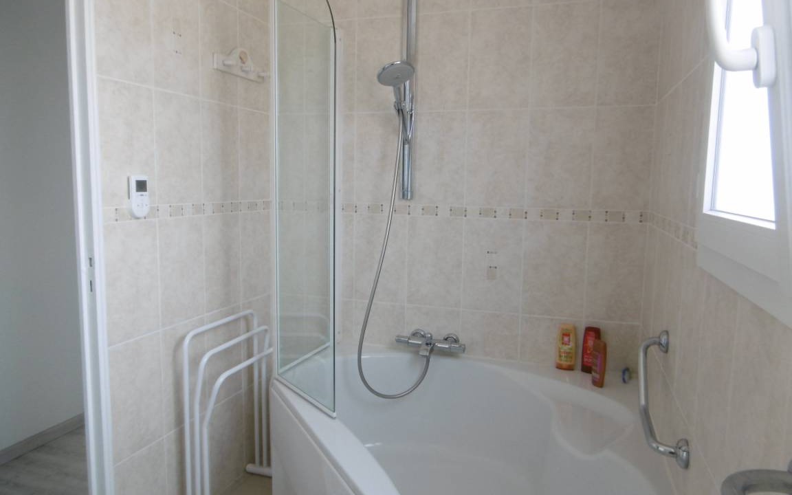 Photo of Bathroom in Le Chateau-d'Oleron
