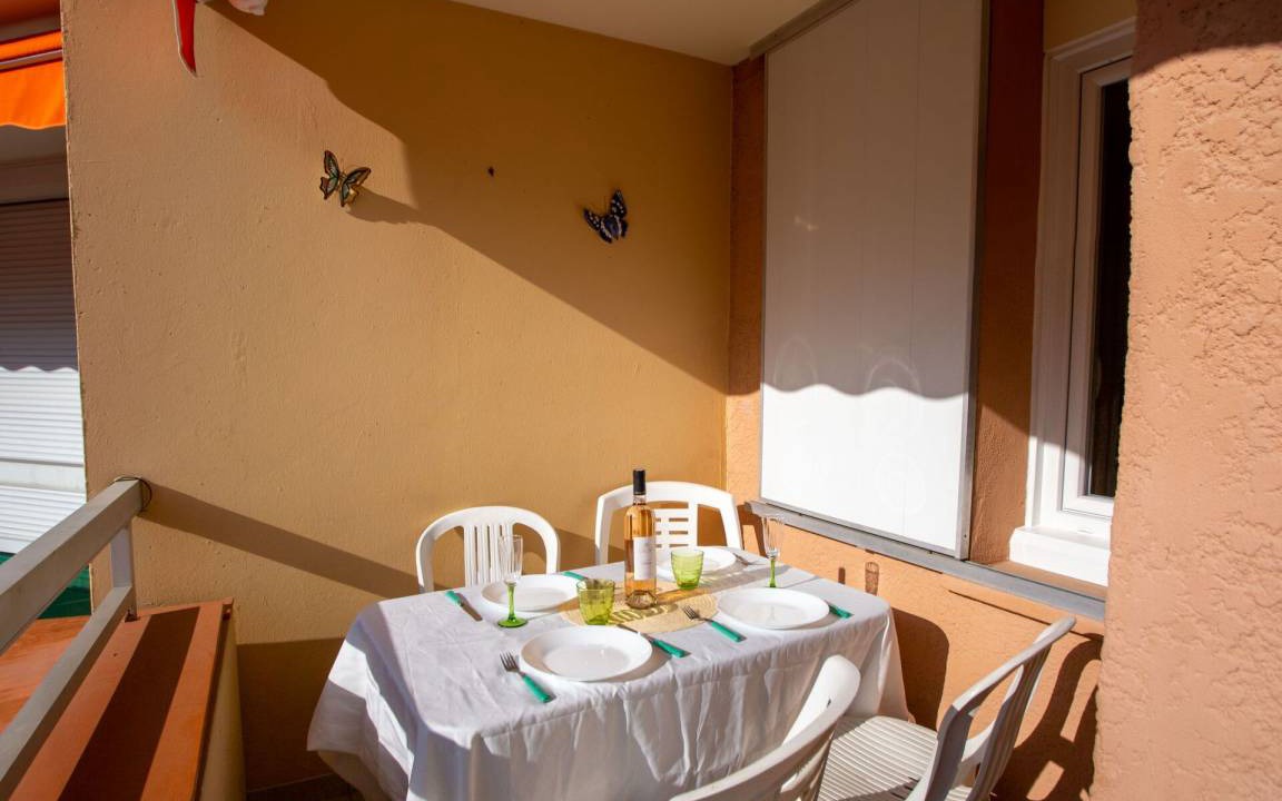 Photo of Patio Balcony in La Faviere