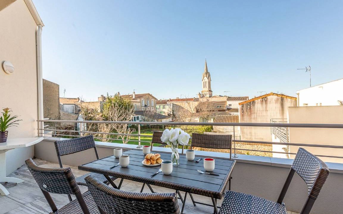 Photo of Patio Balcony in Saint-Georges-de-Didonne
