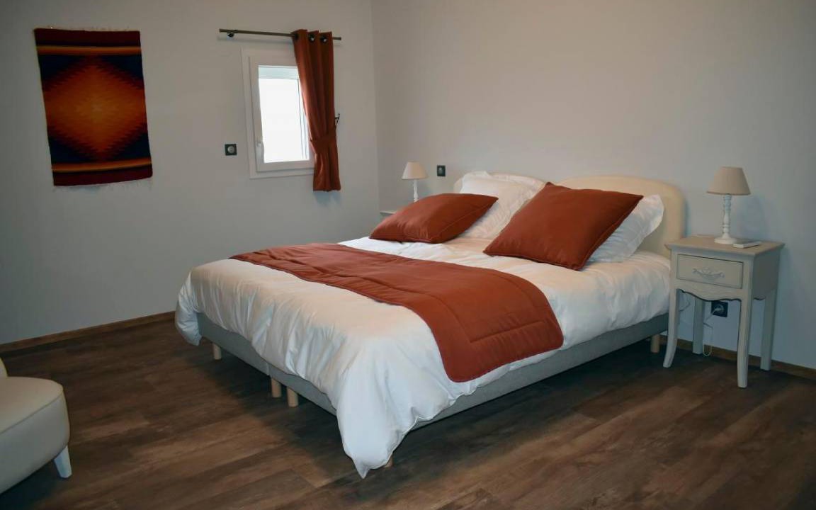 Photo of Bedroom in Cause-de-Clerans