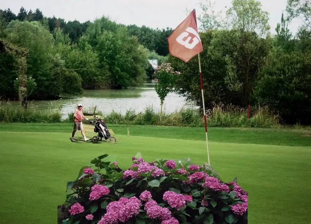 Photo of Others in Lesigny
