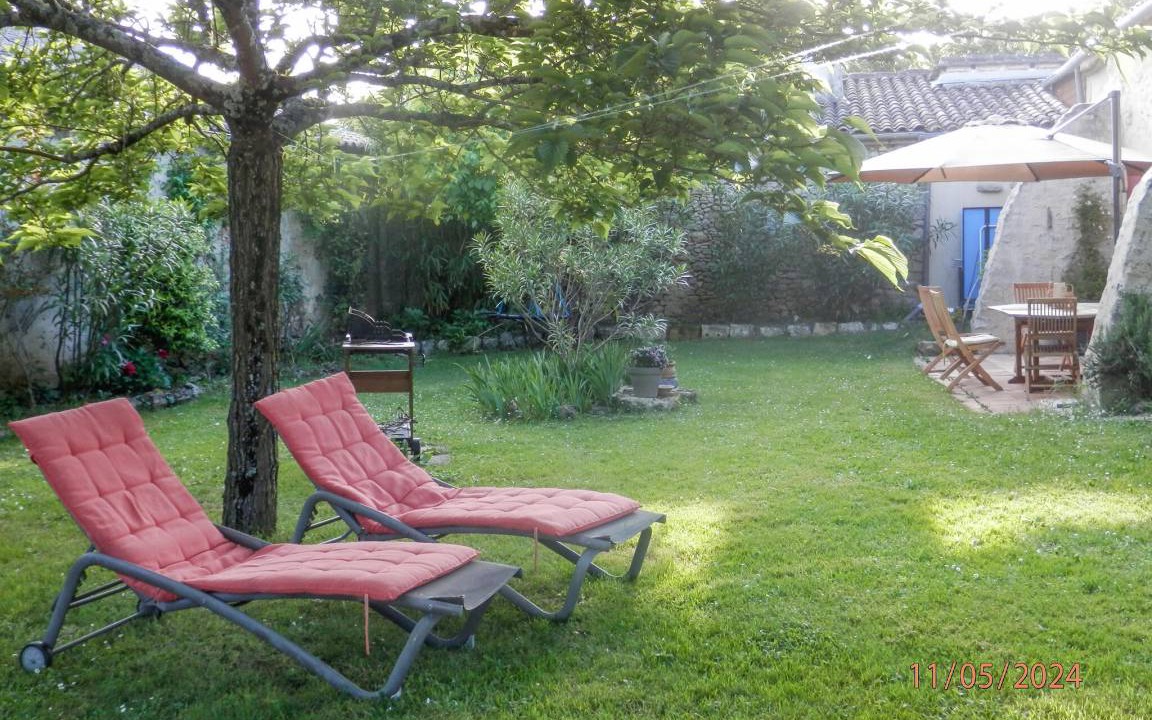 Photo of Others in Doulezon
