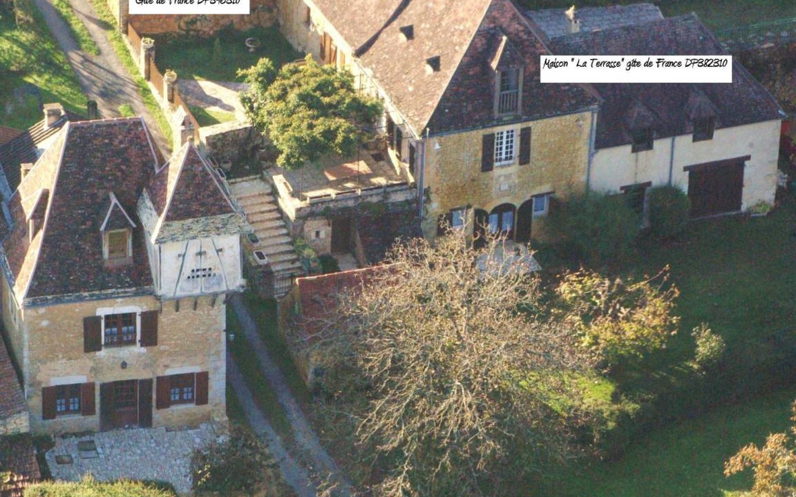 Photo of Buildings in Cenac-et-Saint-Julien
