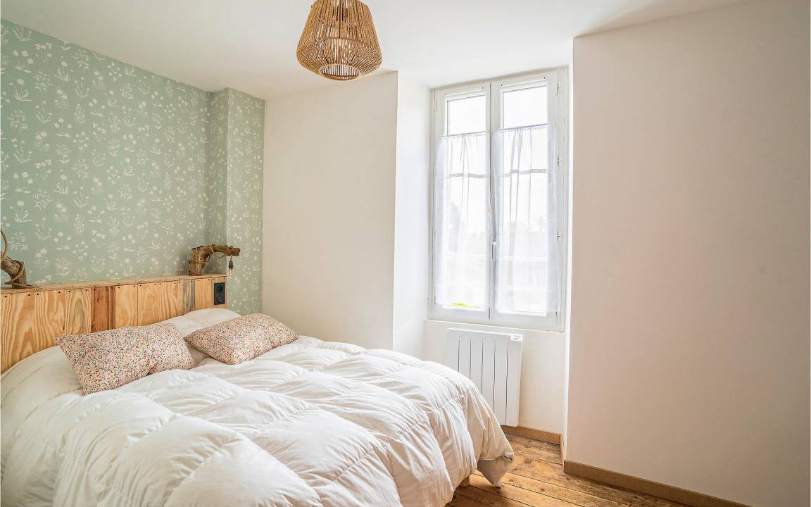 Photo of Bedroom in Mortagne-sur-Gironde