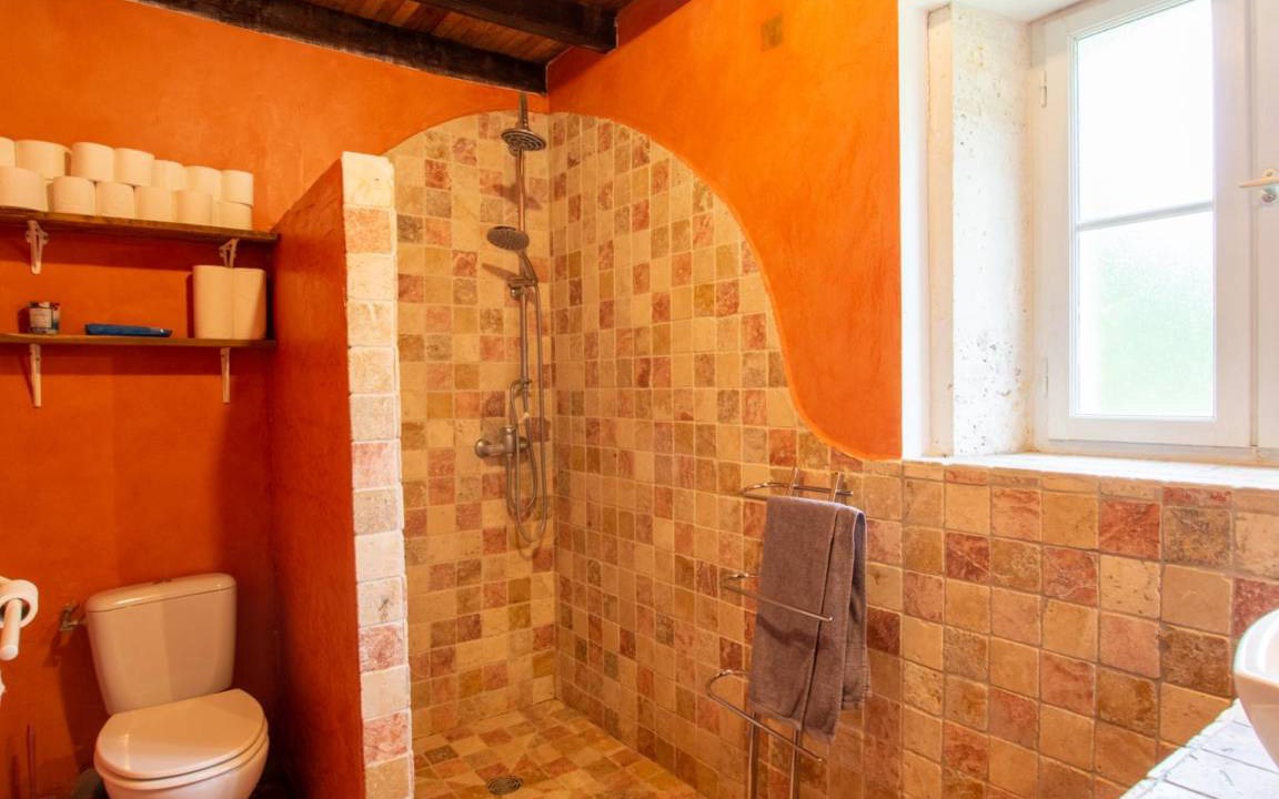 Photo of Bathroom in Mareuil en Perigord
