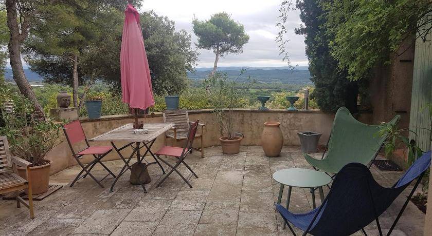 Photo of Others in Vaugines