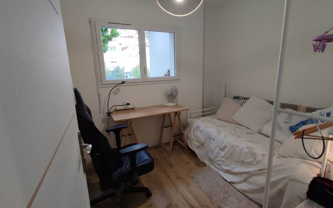 Photo of Bedroom in Begles