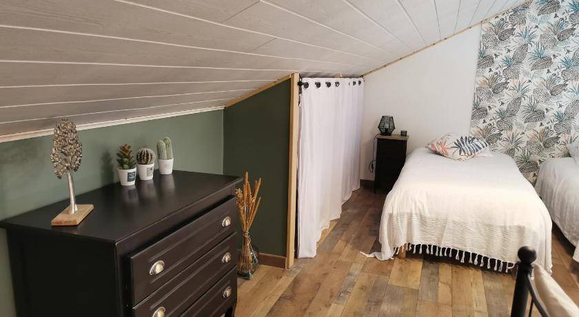Photo of Bedroom in Montory