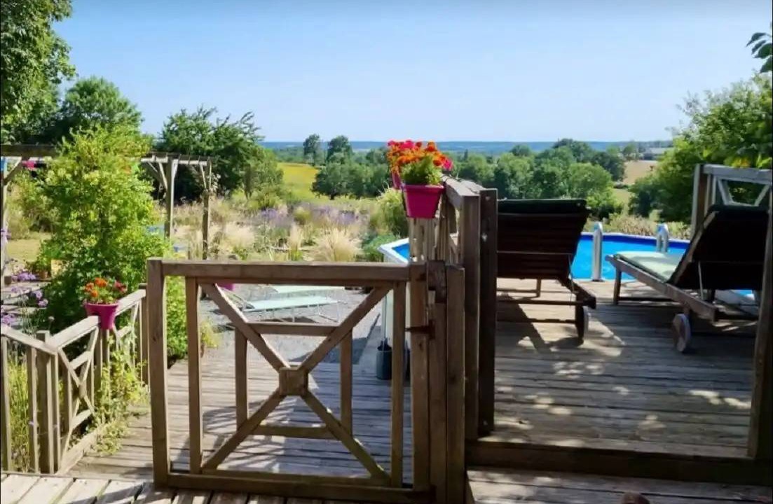 Photo of Patio Balcony in Le Busseau