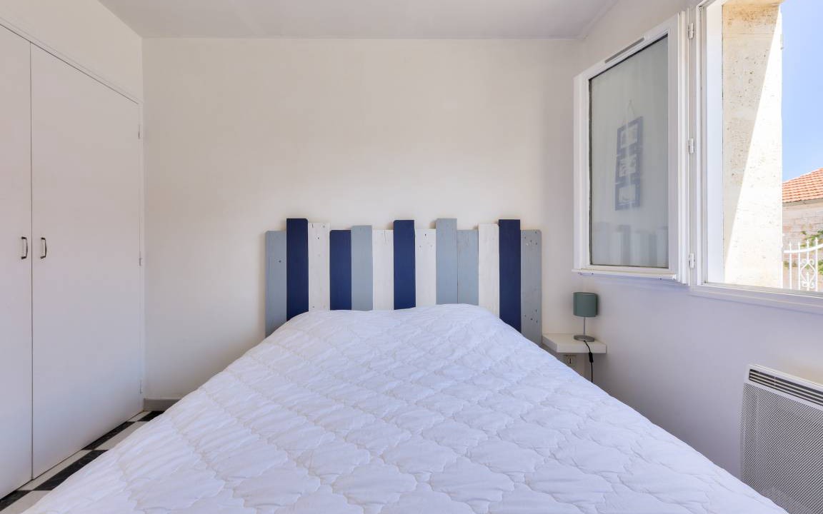 Photo of Bedroom in Ares