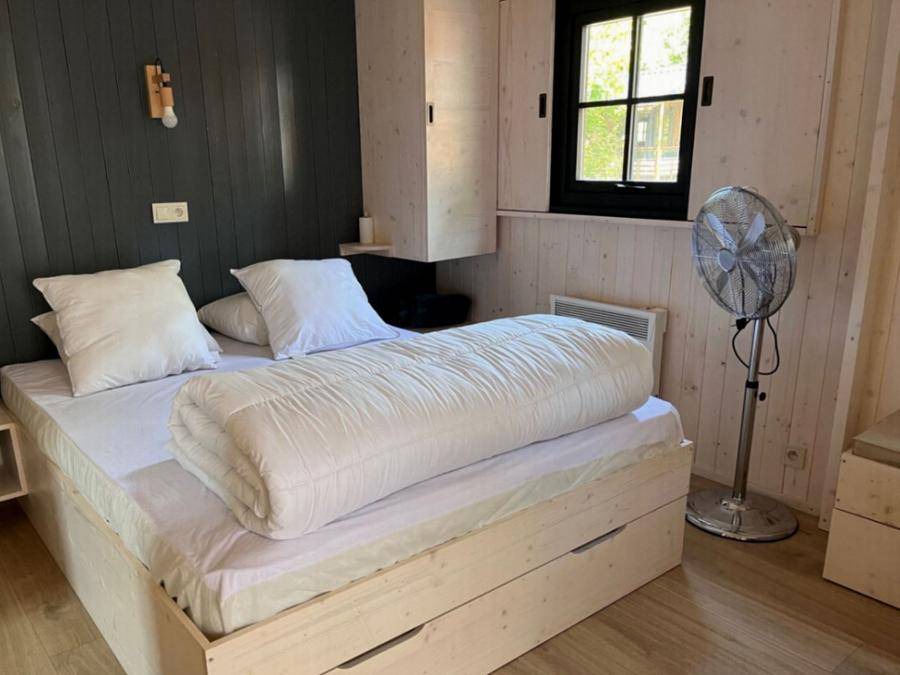 Photo of Bedroom in Saint-Astier