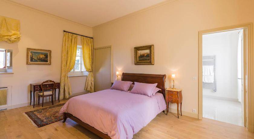 Photo of Bedroom in Tabanac