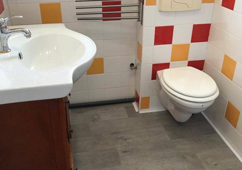 Photo of Bathroom in Croix Chapeau