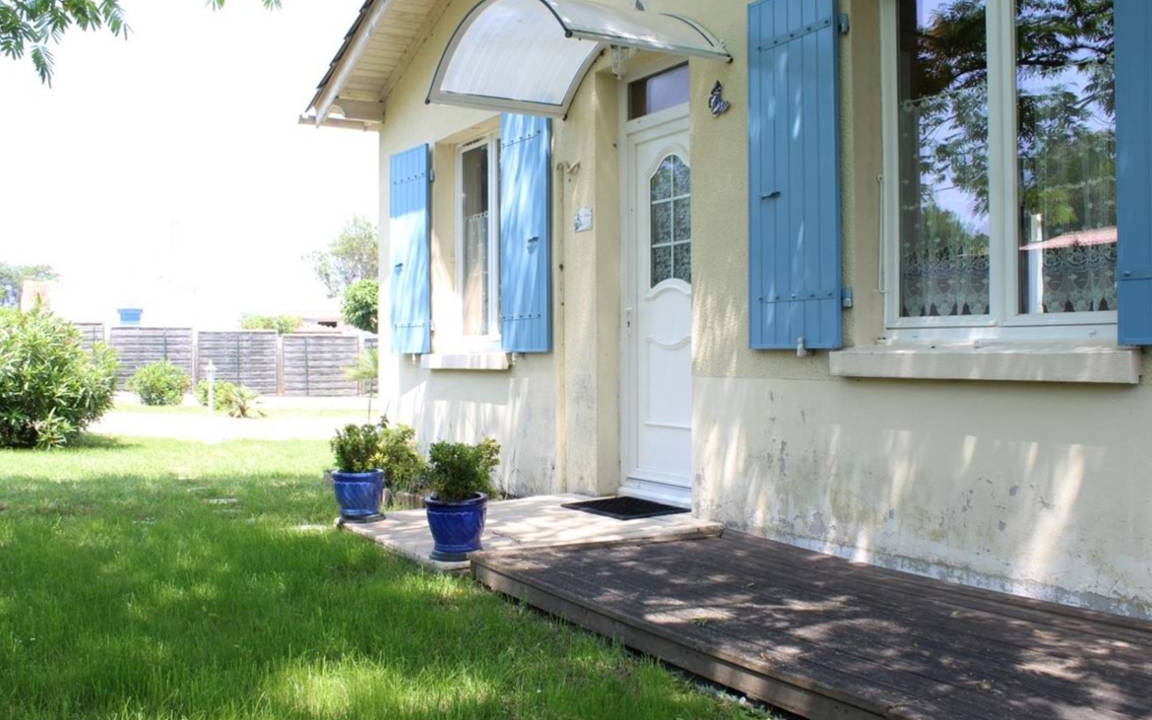 Photo of Buildings in Le Grand-Village-Plage