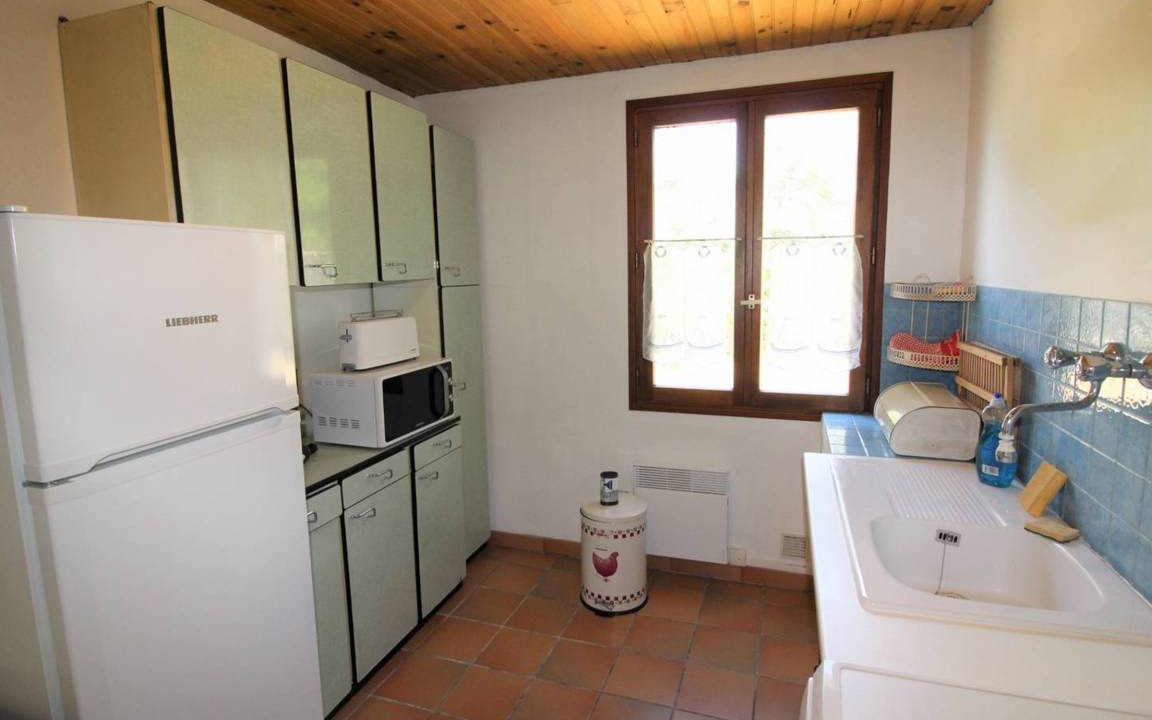 Photo of Kitchen in Domino