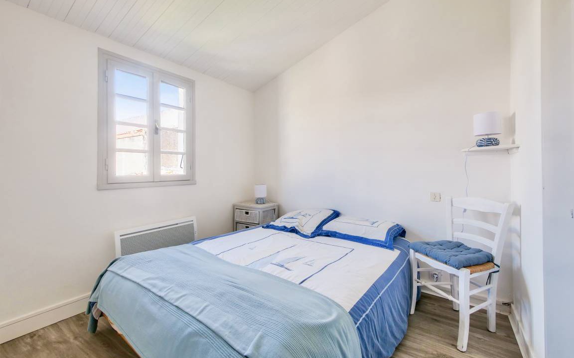 Photo of Bedroom in Loix