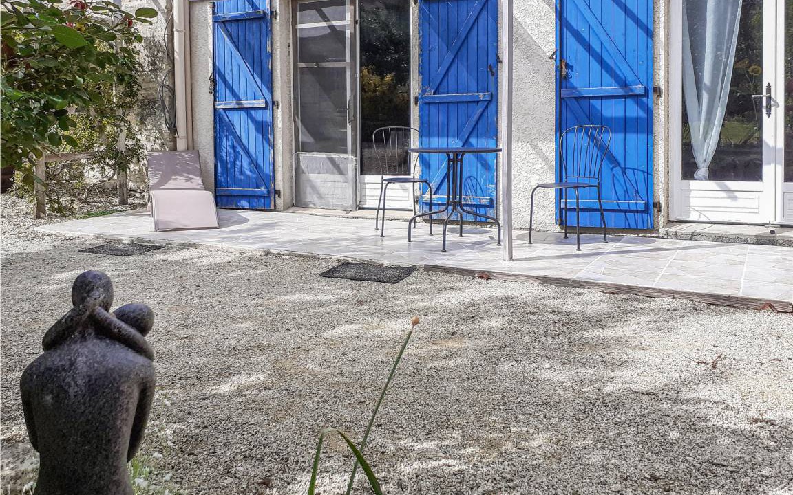 Photo of Others in Fontenille-Saint-Martin-d'Entraigues
