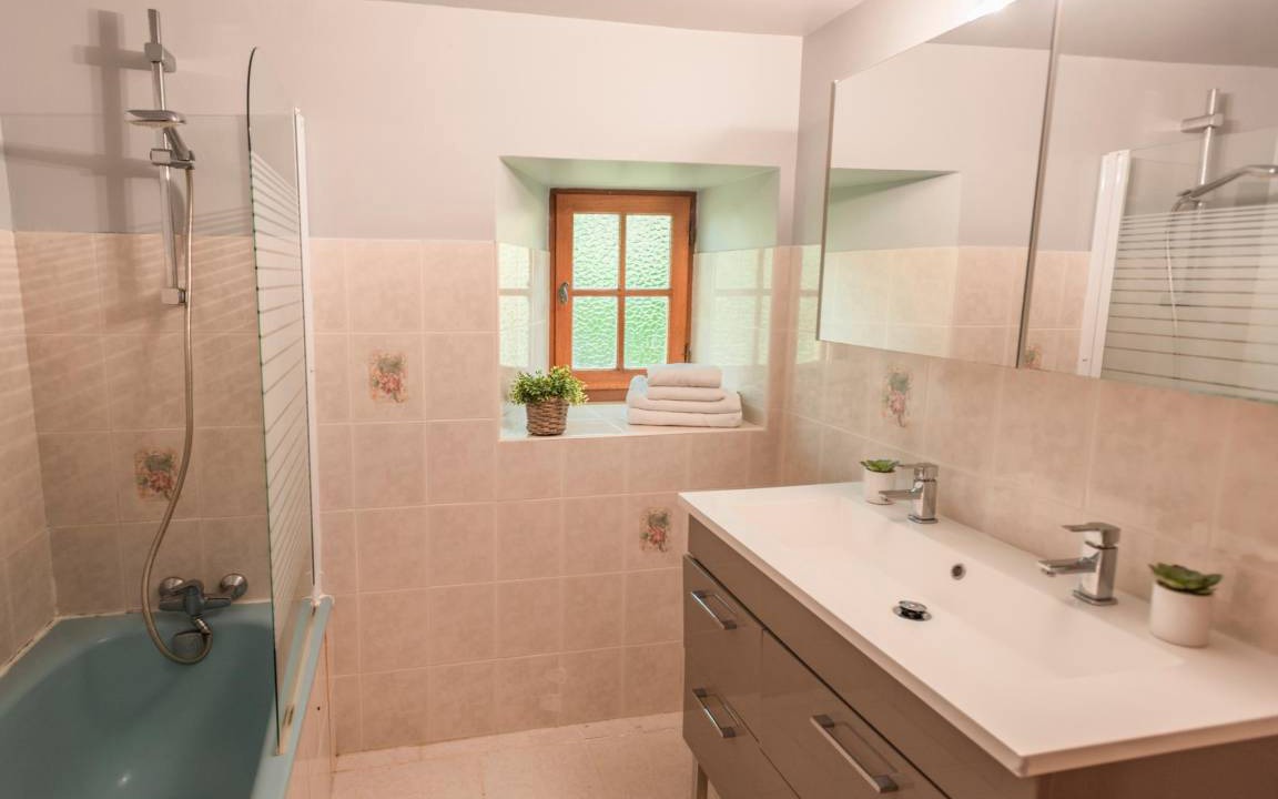 Photo of Bathroom in Prats-du-Perigord