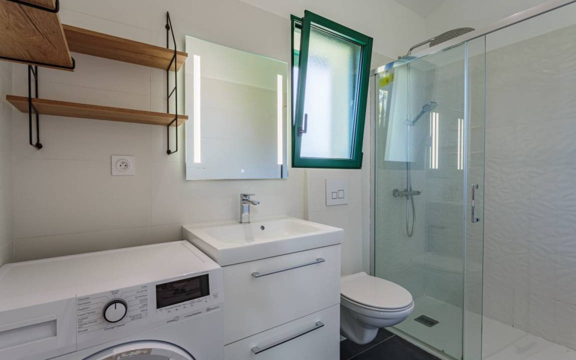 Photo of Bathroom in Saint-Pierre-d'Irube