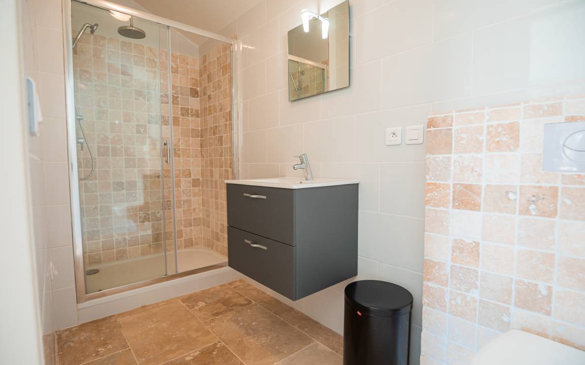 Photo of Bathroom in Vasles