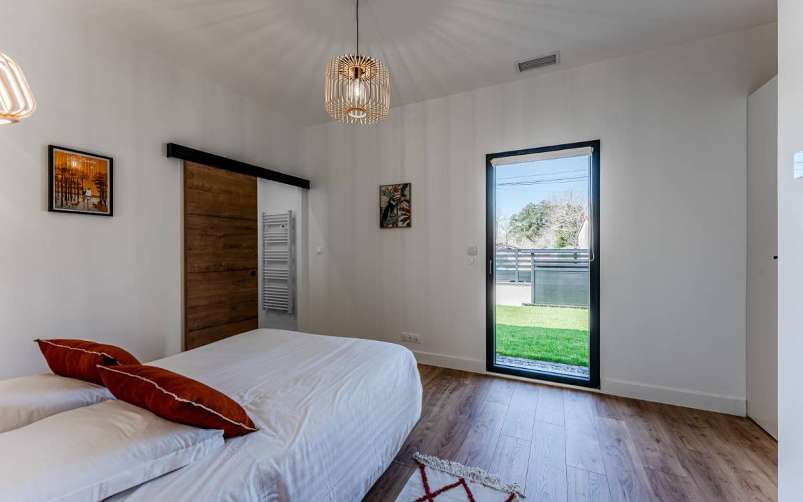 Photo of Bedroom in Biganos