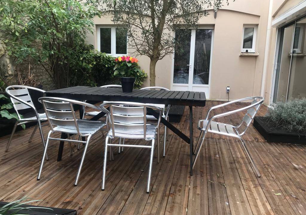 Photo of Patio Balcony in Croix Chapeau