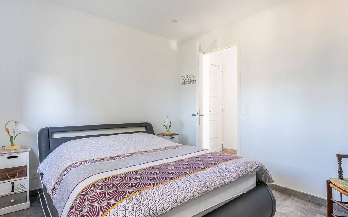 Photo of Bedroom in Le Lavandou