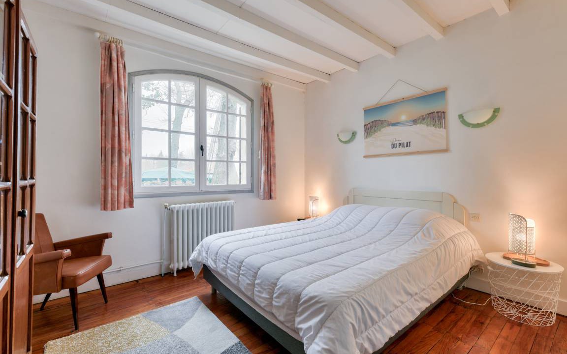 Photo of Bedroom in Ares