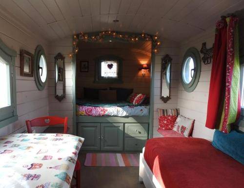 Photo of Bedroom in Puymiclan