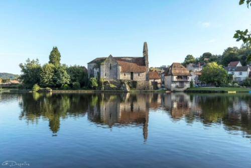 Photo of Others in Beaulieu-sur-Dordogne