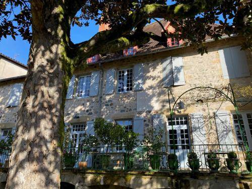Photo of Others in Beaulieu-sur-Dordogne